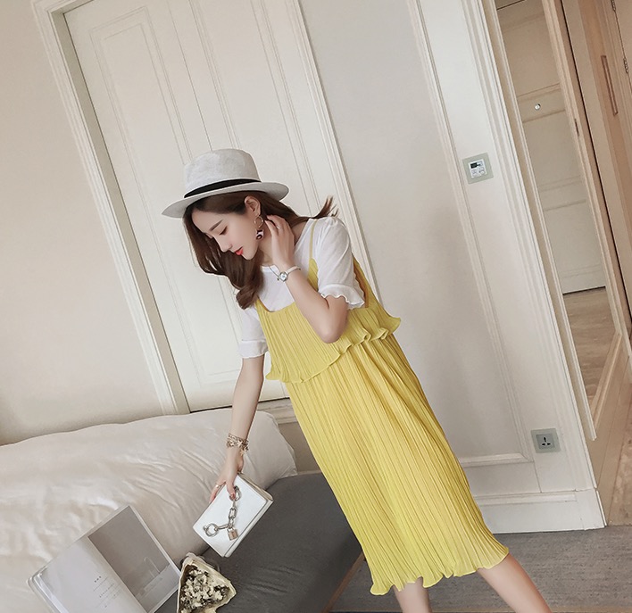 เอี๊ยมกระโปรง+เสื้อ เอี๊ยมคลุมท้องยาว อัดพรีททั้งชุด เป็นระบาย 2ชั้น สวยมากค่ะ M L XL XXL