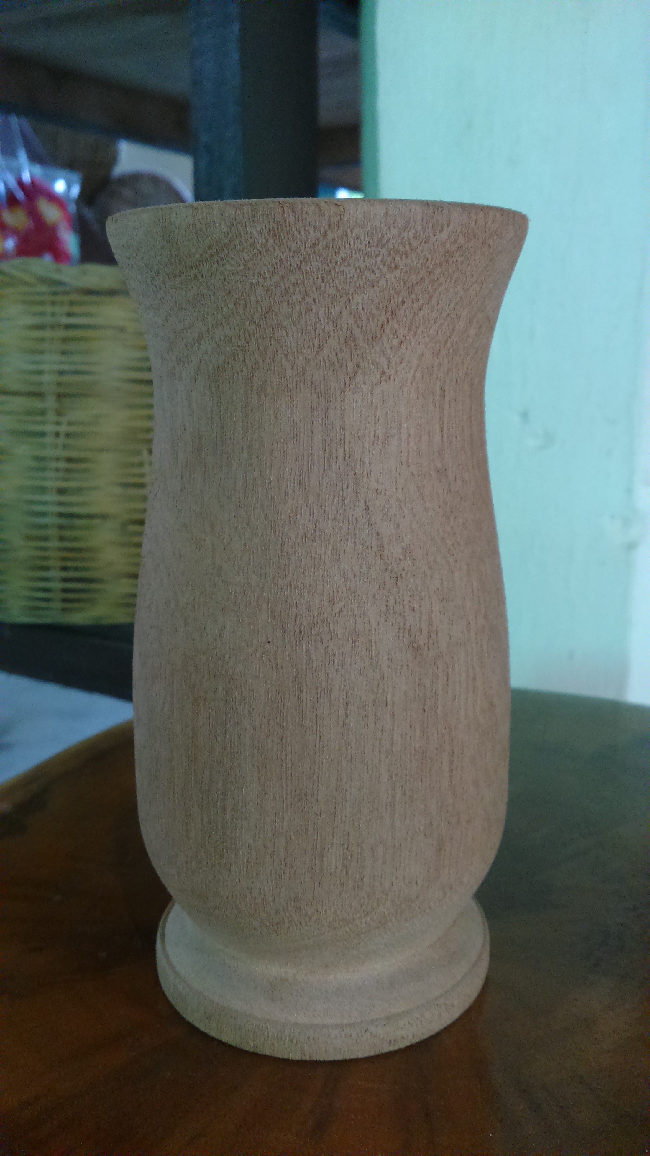 แจกัน ทรงสูง ไม้เทพทาโร