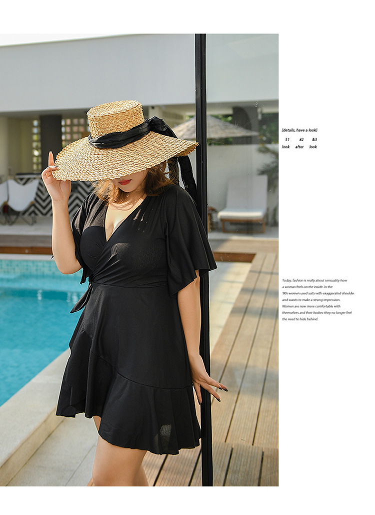 ชุดว่ายน้ำวันพีช คนอ้วน6xl พร้อมส่ง :ชุดว่ายน้ำไซส์ใหญ่เที่ยวทะเลสีดำผูกโบว์ด้านข้าง มีกางเกงขาสั้นใส่ด้านใน แบบสวยมากๆจ้า :รอบอก42 - 52 นิ้ว - เอว38 -48 นิ้ว- สะโพก42 - 54 นิ้ว