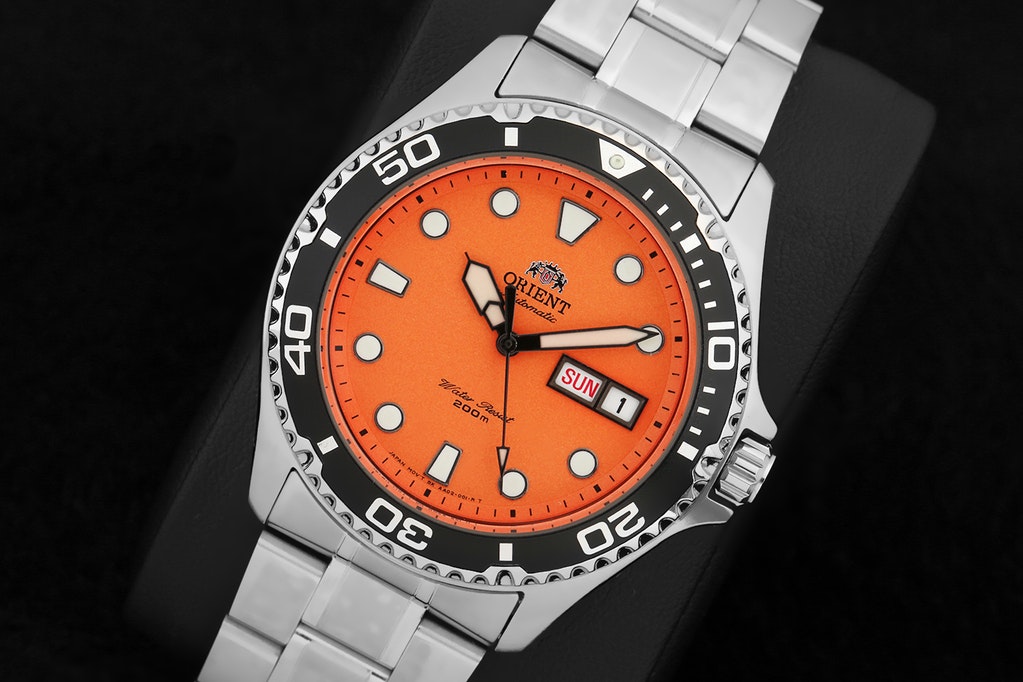 Orient AA02006M9 นาฬิกาผู้ชาย Ray Raven II Automatic 200M Men's Watch
