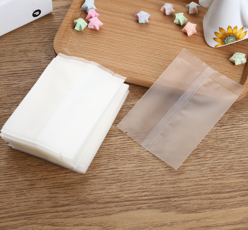 ถุงซีลใสและขุ่น (หลากหลายขนาด) จำนวน 95-100 ใบต่อแพ็ค