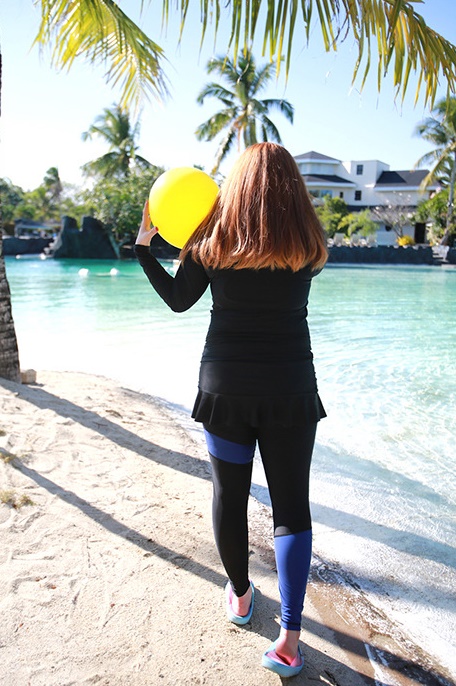 ชุดว่ายน้ำคนอ้วน พร้อมส่ง :ชุดว่ายน้ำไซส์ใหญ่แฟชั่นสีดำแต่งสีน้ำเงินแขนขายาว set 4 ชิ้นใส่ได้หลายแบบมาพร้อมกระโปรงแบบสวยน่ารักมากๆจ้า:รายละเอียดไซส์คลิกเลยจ้า