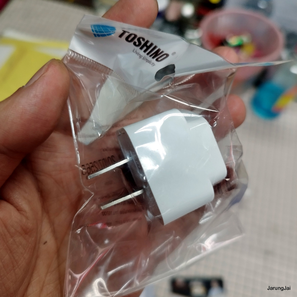 ปลั๊กแปลงขา รุ่น CO-7B toshino ตัวแปลงสามขา หัวแปลง