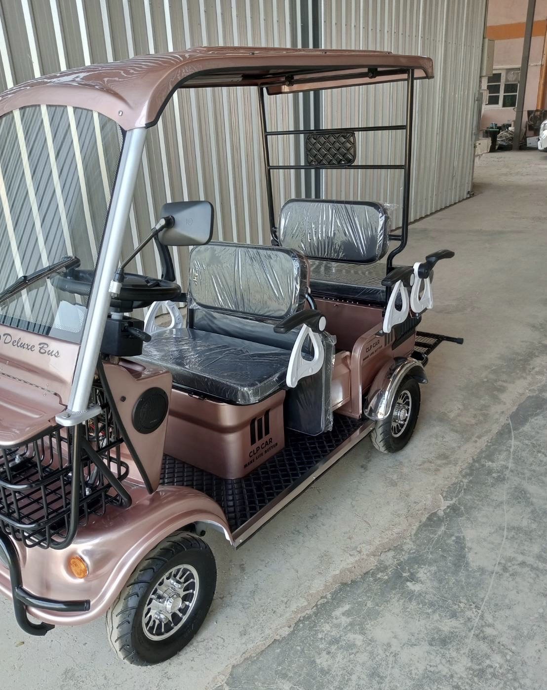 รถกอล์ฟไฟฟ้า 4 ล้อ 6 ที่นั่ง รุ่น M-04T ขับแบบพวงมาลัย