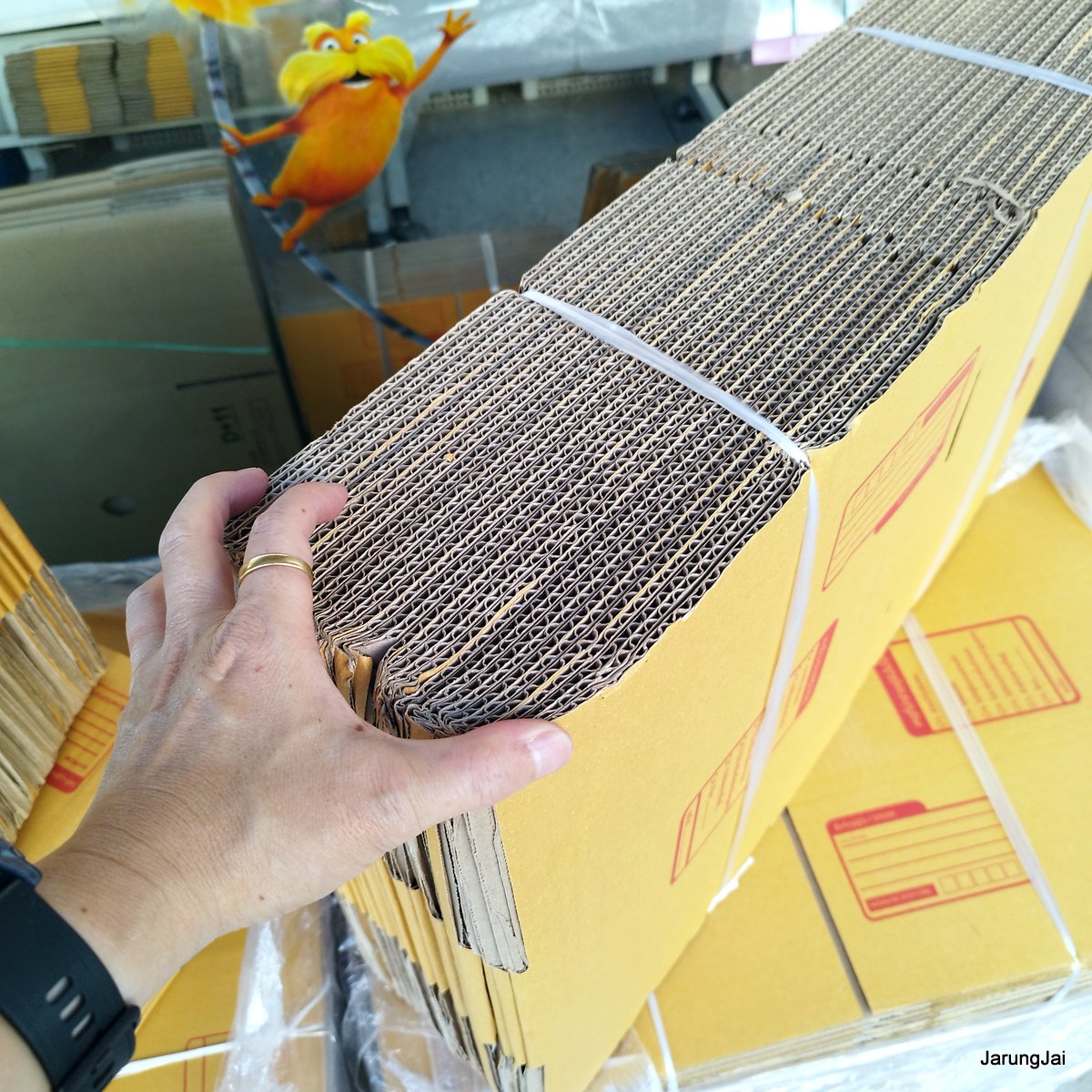 กล่องพัสดุ ขนาด F จำนวน 20 ใบ กล่องพัสดุศรีสะเกษ