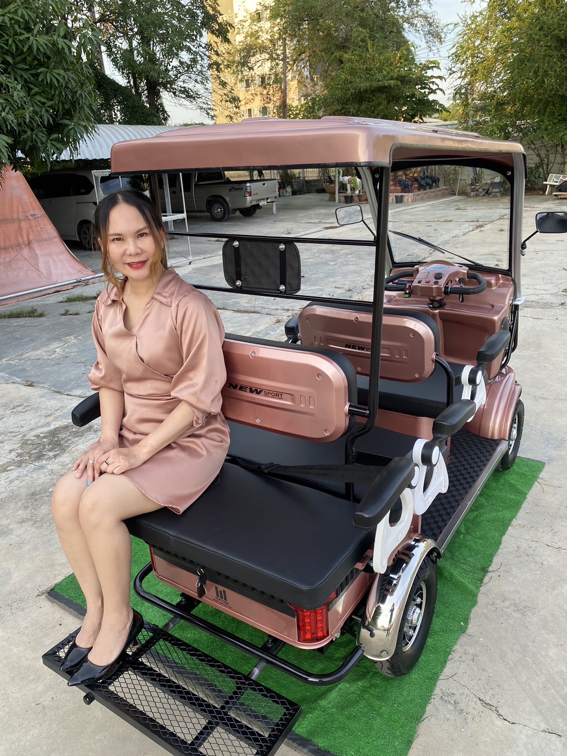 รถไฟฟ้า 4 ล้อ 6 ที่นั่ง (คนไซส์ใหญ่) รุ่น M-01ฺB BIG PLUS ยี่ห้อ CLP CAR ขับแฮนด์บิด