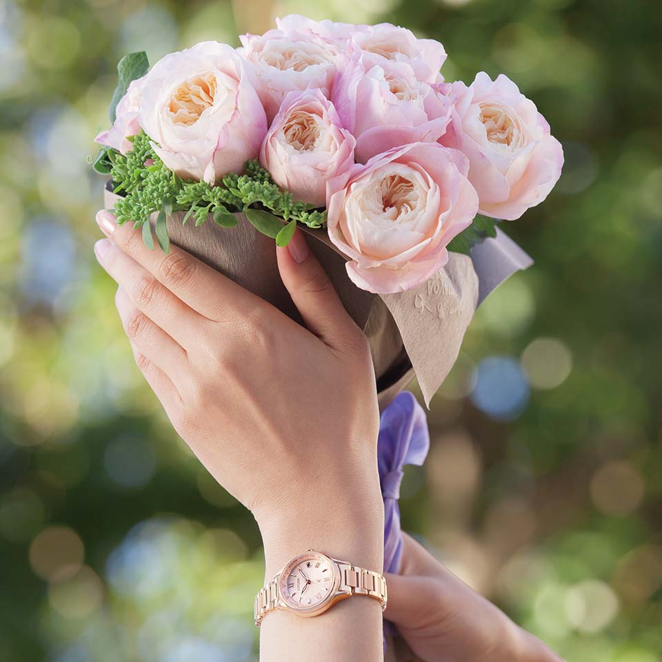 Citizen EC1164-53W นาฬิกาผู้หญิง xC Radio-Controlled Eco-Drive Titanium Women's Watch