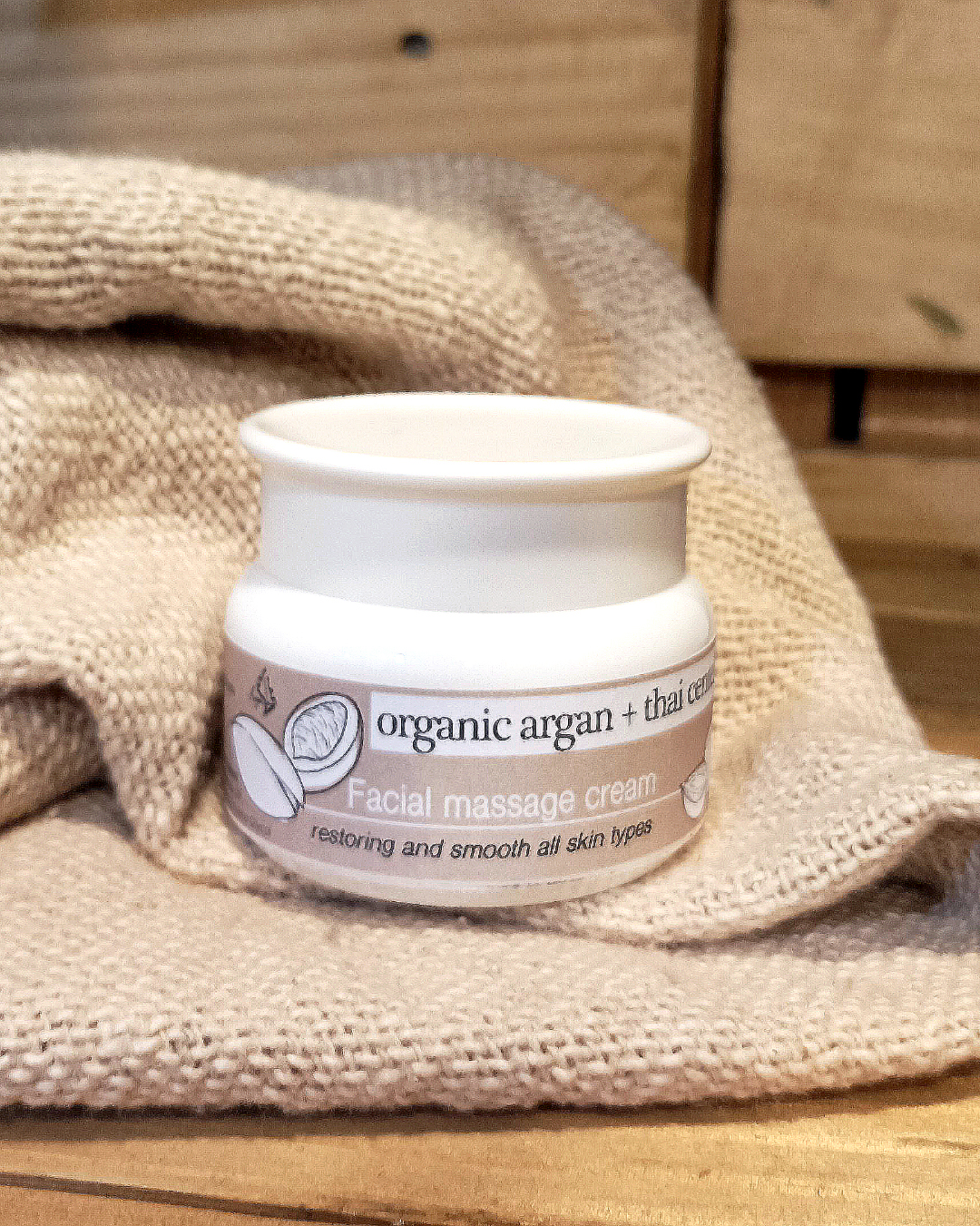 Ayada ครีมนวดหน้าน้ำมันอาร์แกนออร์กานิค Facial massage cream