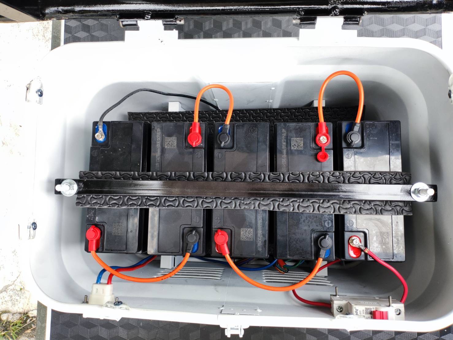 รถไฟฟ้า 4 ล้อ 6 ที่นั่ง (คนไซส์ใหญ่) รุ่น M-01ฺB BIG PLUS ยี่ห้อ CLP CAR ขับแฮนด์บิด