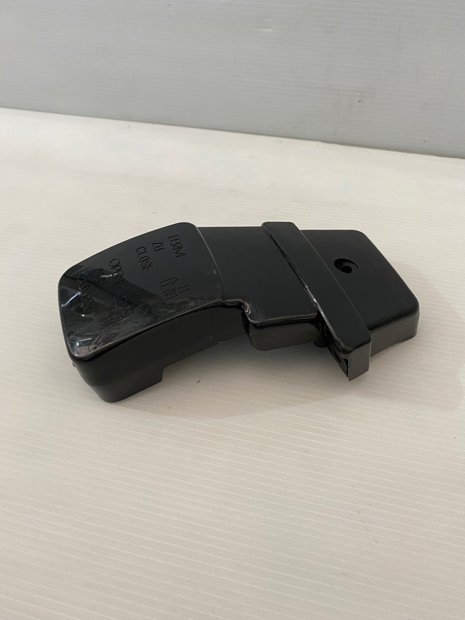หม้อกรองอากาศ เครื่องตัดหญ้า รุ่น CG260,GX35,NB411,RBC411