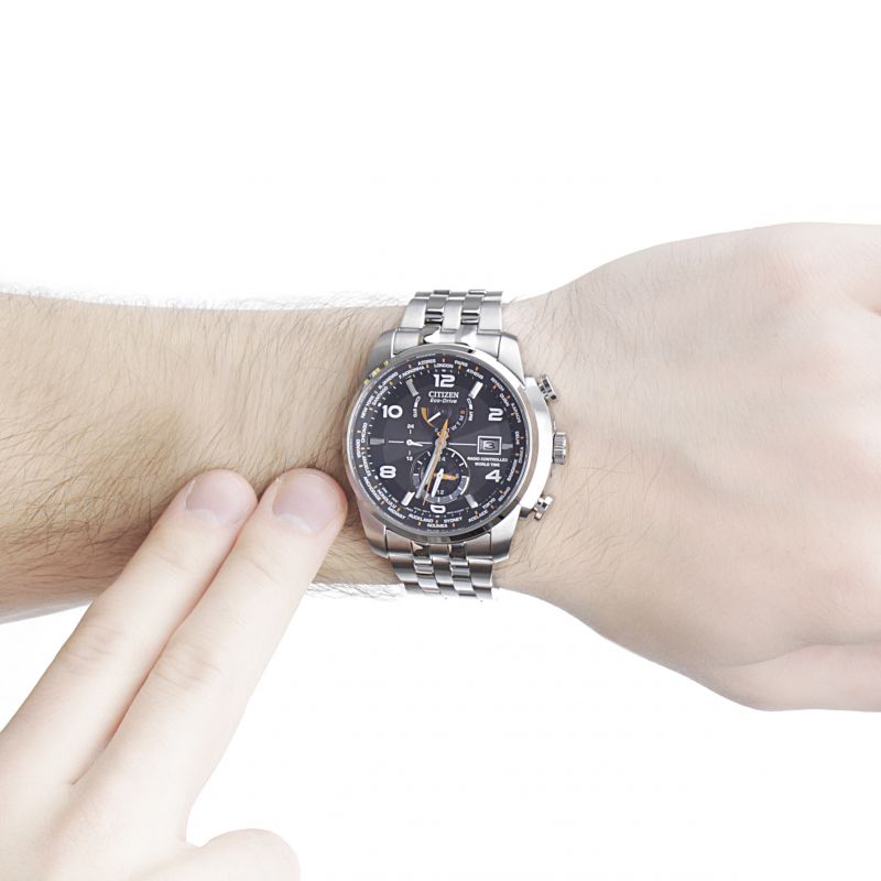 Citizen AT9010-52E นาฬิกาข้อมือผู้ชาย Eco-Drive Global Radio Controlled AT World Time Men's Watch