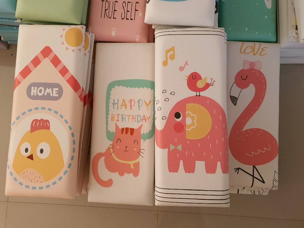 บุผนังกันกระแทก ลายการ์ตูนน่ารักๆ ขนาด 20x50 ซม.หนา 3.3 ซม. ชุดที่ 2/2