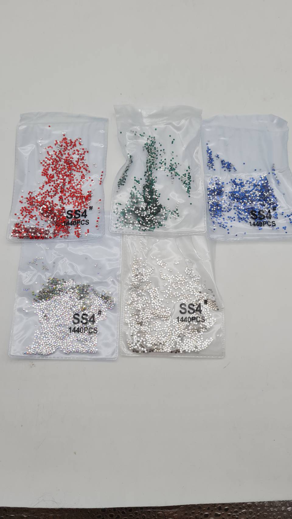 เพชรคริสตัลก้นตัด ขนาด SS4 (1.6 มิลลิเมตร ) จำนวน 1440 เม็ด ต่อห่อ Flat back rhinestone งาน DIY