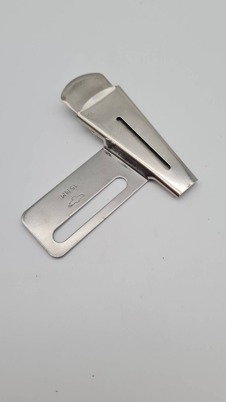 ซองกุ้นจักรลาอุตสาหกรรมทำหรับทำหูกางเกง ซองกุ๊นสายสำหรับทหูกางเกง ใช้งานง่ายไม่ต้องเปลี่ยนฟันจักรสามารถประยุกต์ใช้กับเตารีดได้