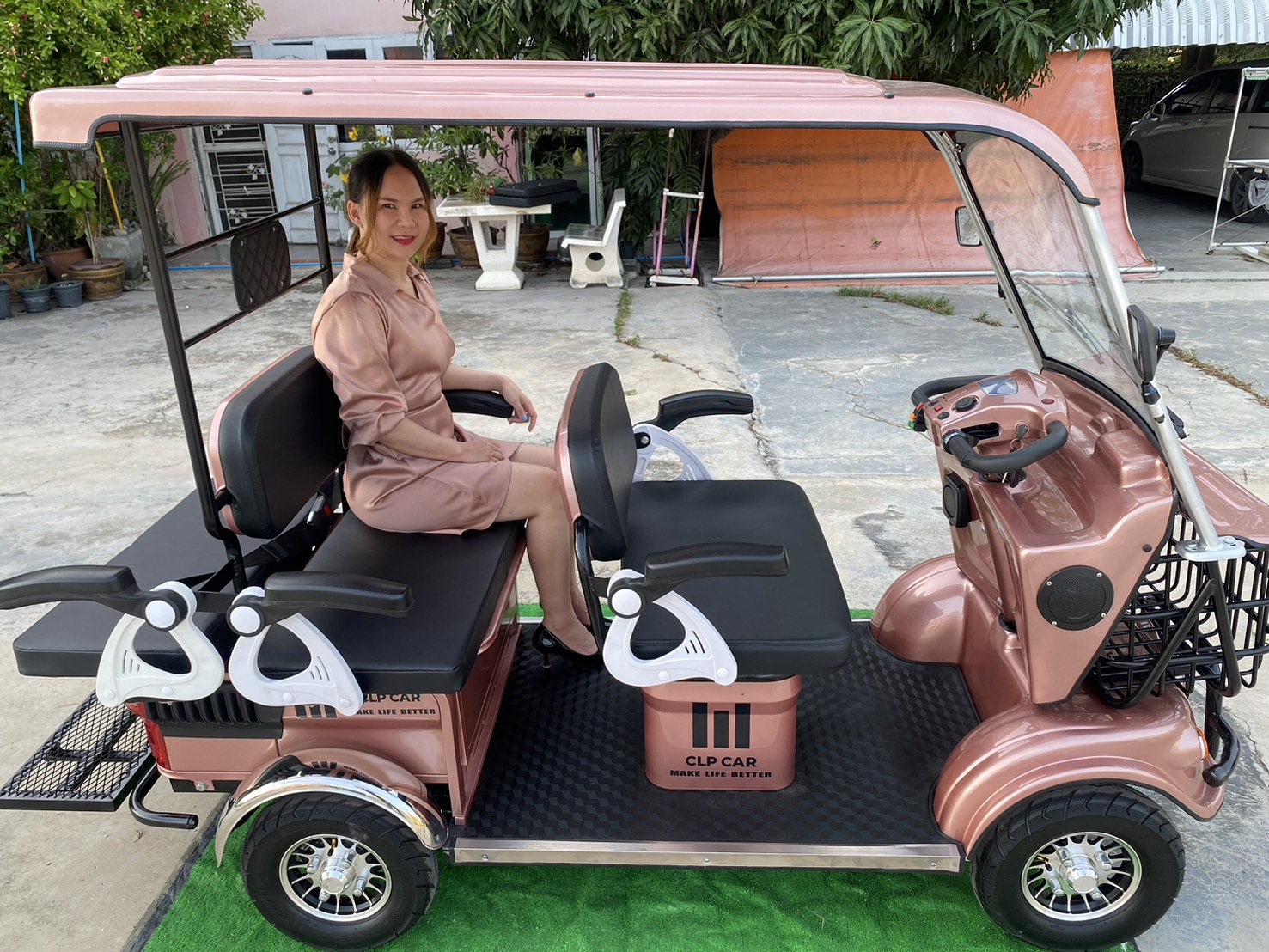 รถไฟฟ้า 4 ล้อ 6 ที่นั่ง (คนไซส์ใหญ่) รุ่น M-01ฺB BIG PLUS ยี่ห้อ CLP CAR ขับแฮนด์บิด