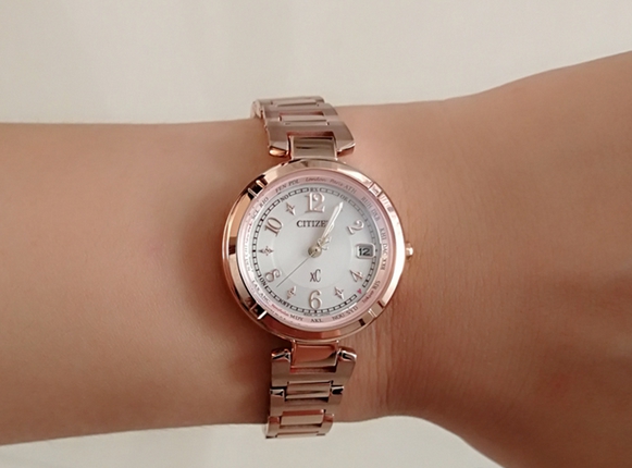 Citizen EC1118-51W นาฬิกาผู้หญิง Eco-Drive xC Happy Flight Radio Control Women's Watch