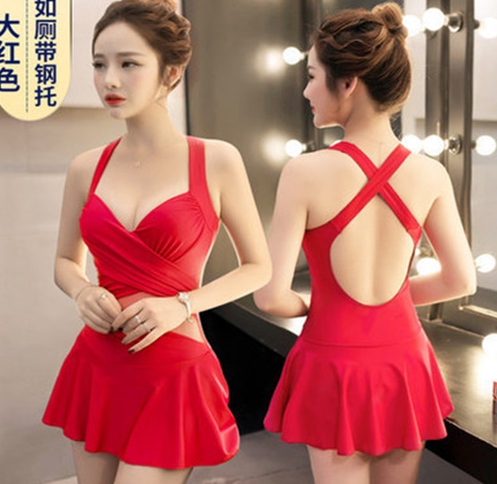 ชุดว่ายน้ำทูพีช พร้อมส่ง :ชุดว่ายน้ำสีแดงแต่งสายและเว้าด้านหลัง มีกางเกงใส่ด้านในแบบ. sexy สวยมากๆจ้า:รอบอก36-44นิ้ว เอว30-36นิ้ว สะโพก36-44นิ้ว