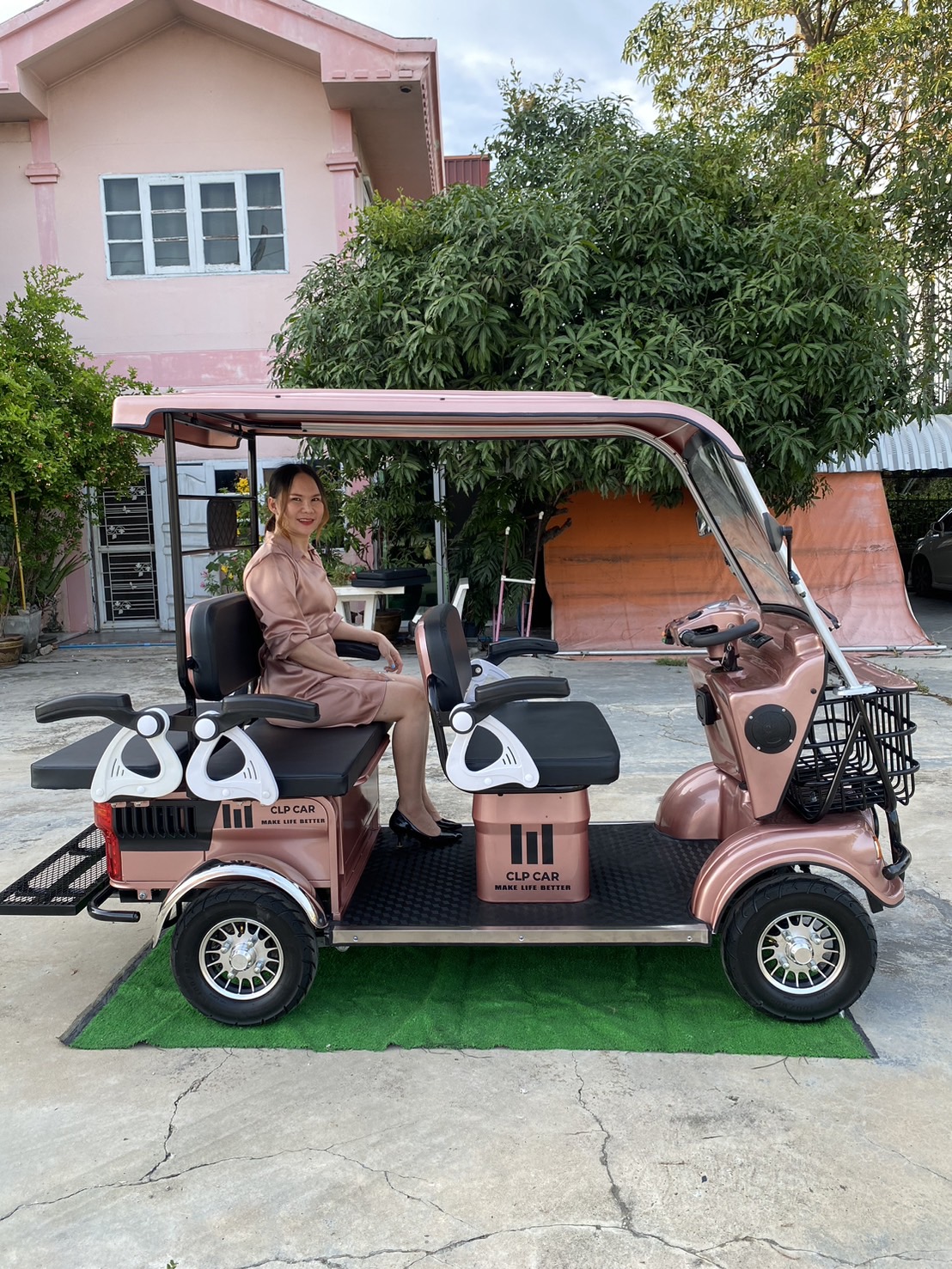 รถไฟฟ้า 4 ล้อ 6 ที่นั่ง (คนไซส์ใหญ่) รุ่น M-01ฺB BIG PLUS ยี่ห้อ CLP CAR ขับแฮนด์บิด