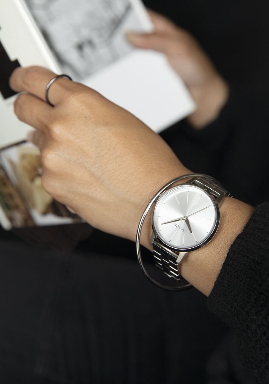 Nixon A099-1920-00 นาฬิกาผู้หญิง Kensington Quartz Women's Watch