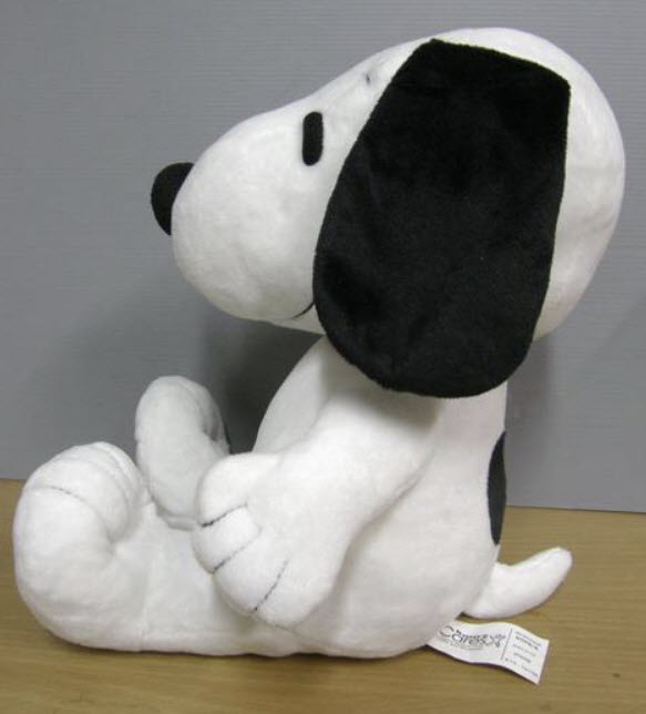 Snoopy ท่านั่ง ขนาด 14 นิ้ว (มือสอง)