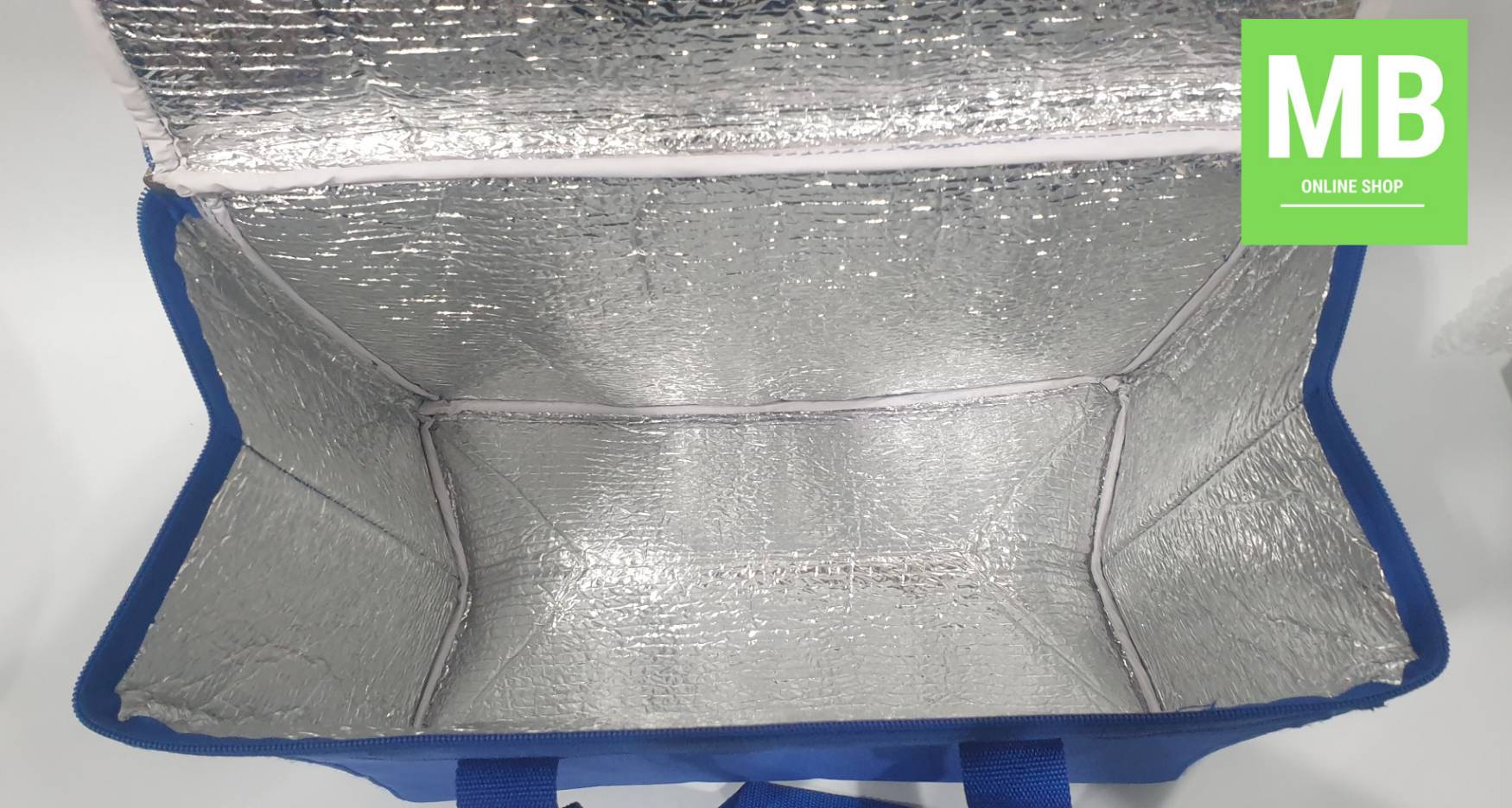 กระเป๋าเก็บความเย็น / ร้อน แบบหูหิ้ว มีให้เลือกทั้งหมด 4 สีค่ะ น้ำเงิน / แดง / เหลือง และเขียว