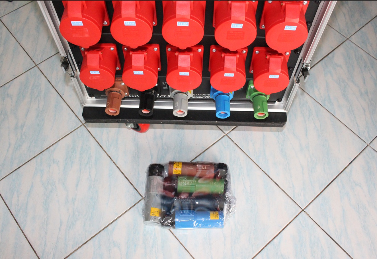 TECHCRON 400a (ตู้โหลด)