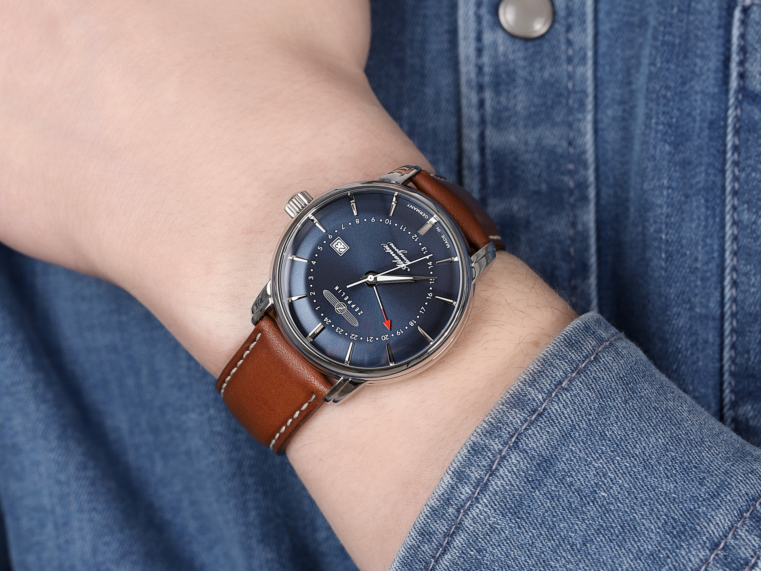 Zeppelin 8442-3 นาฬิกาผู้ชาย Atlantic GMT Quartz Men's Watch