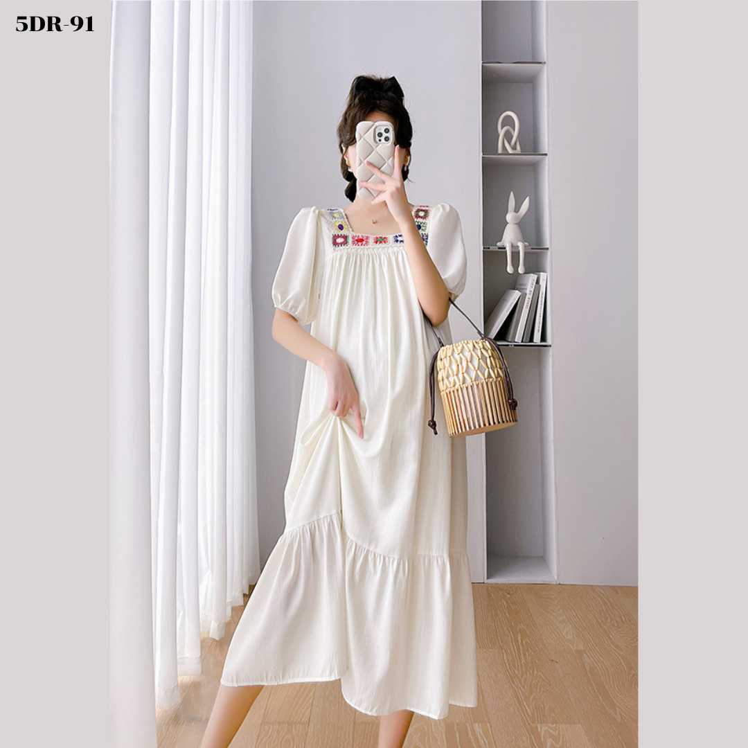 ชุดคลุมท้องแฟชั่นเกาหลี ช่วงอกไหมพรมโครเชต์ ลายน่ารัก รุ่นแถบเล็ก สวยมาก ช่วงอื่นเป็นผ้าชีฟอง เบาสบายใส่แล้วไม่ร้อน มีซับใน M L XL XXL