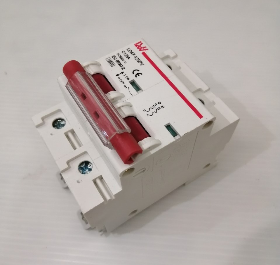เบรคเกอร์DC งานโซ่ล่าเซลล์ 2P 500V ขนาด125A (C32) ตราLW #LD47-125PV
