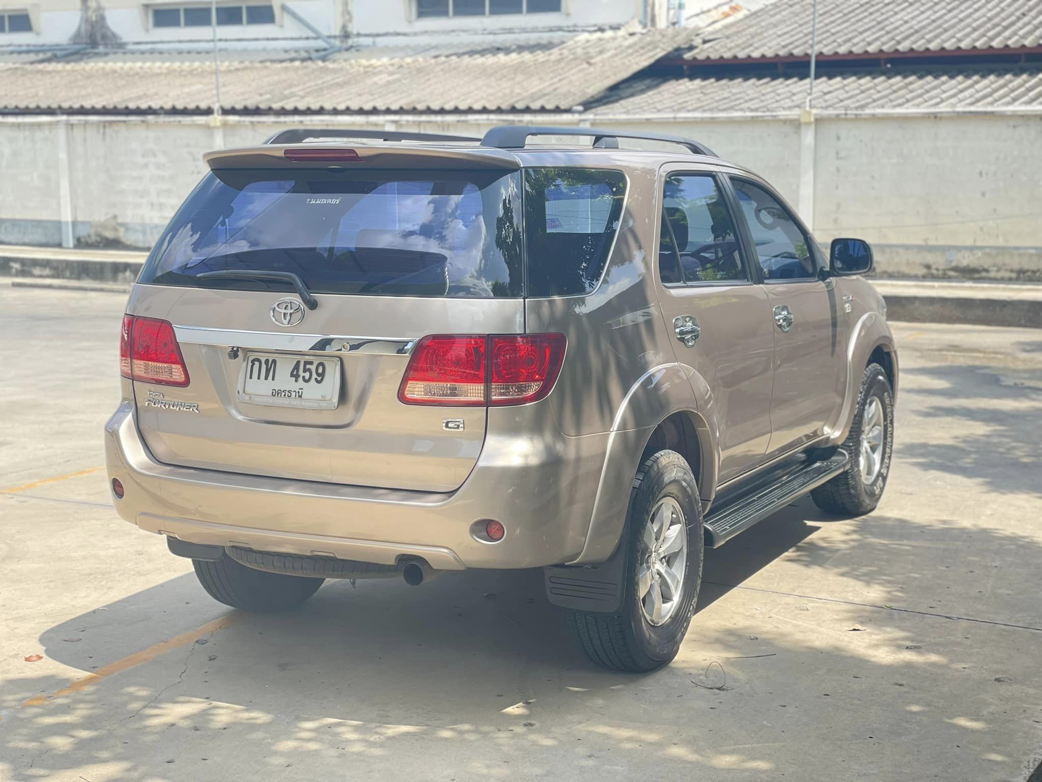 Toyota Fortuner 3.0G 4WD MT 2008