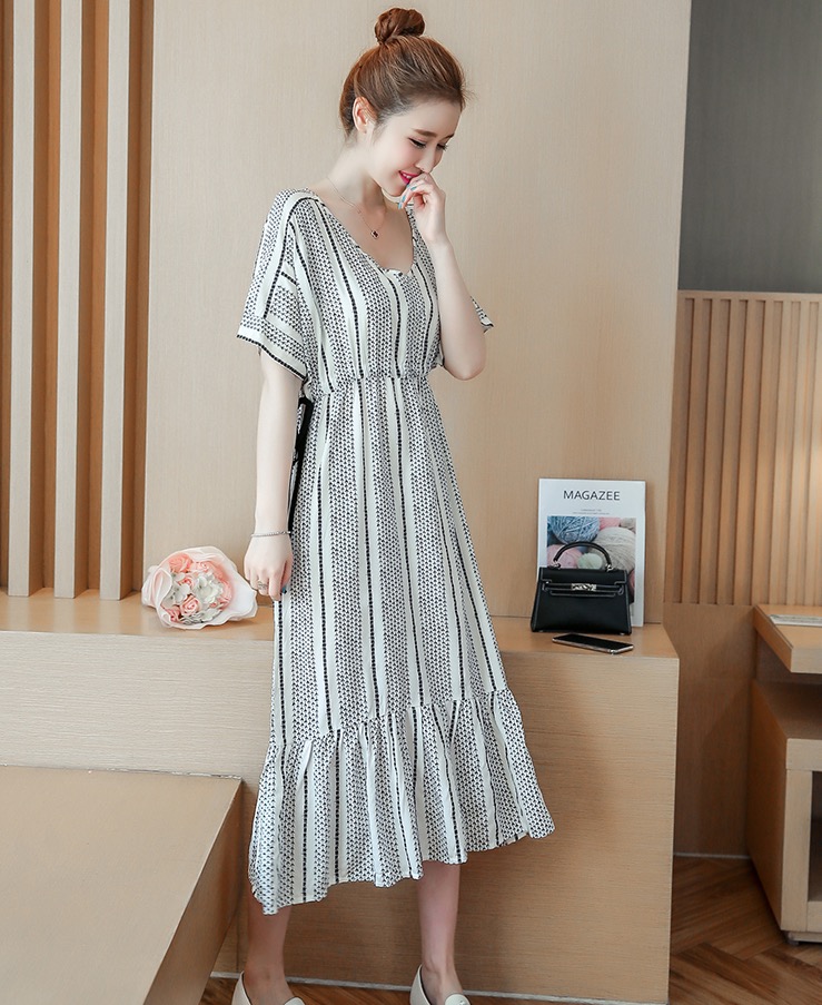 ชุดคลุมท้องแฟชั่นเกาหลี ชุดยาวสวย ผูกข้างปรับขนาดครรภ์ได้ เนื้อผ้านิ่มใส่สบายมากค่ะ M L XL XXL