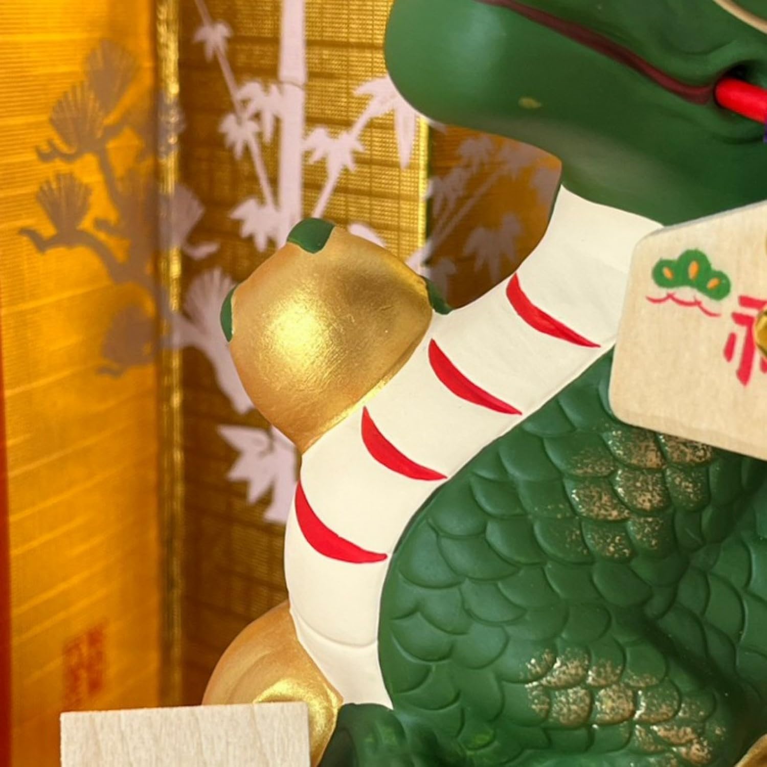 [PRE-ORDER] มังกรเขียว คาบธนู แห่งความสำเร็จ 11 x 13 cm ของมงคลญี่ปุ่น ฮวงจุ้ยโต๊ะทำงาน เสริมโชคลาภ ปีมังกร นำเข้าจากญี่ปุ่น Dragon Zodiac 2024