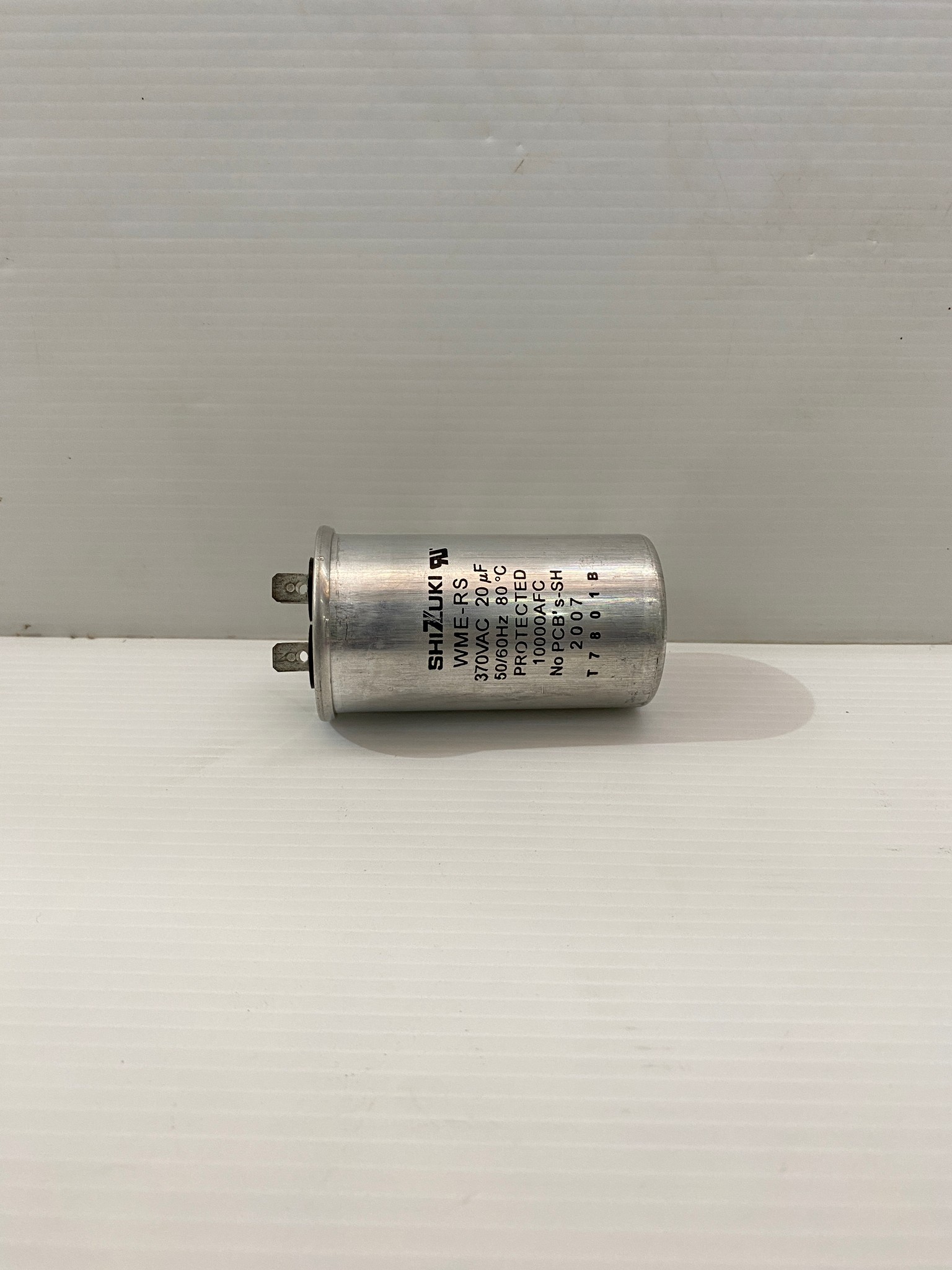 คาปาซิเตอร์ 20uF 370v. (คอนเดนเซอร์) Shizuki อลูมิเนียม