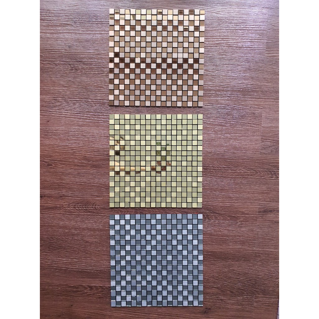 โมเสกกระจก+อลูมิเนียม มีกาวในตัว ขนาด : 30x30 ซม.