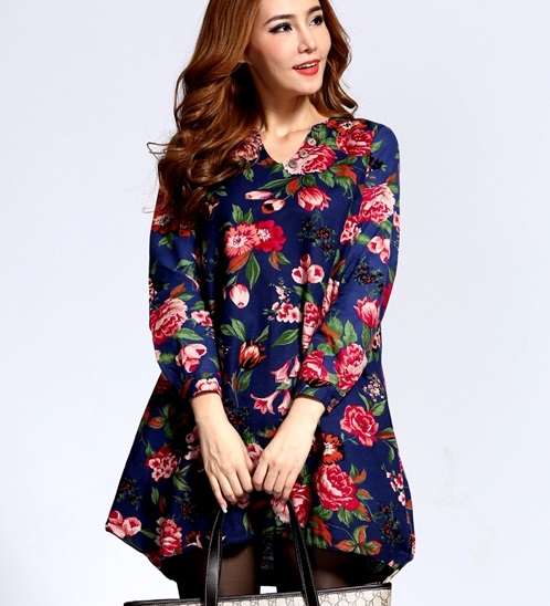 เสื้อผ้าแฟชั่นผู้หญิงพร้อมส่ง : เดรสสีน้ำเงิน แต่งลายดอกไม้สีสัน น่ารัก น่ารัก จ้า