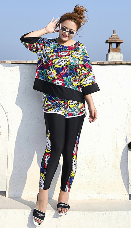 ชุดว่ายน้ำคนอ้วน 6xl แบบสปอร์ตพร้อมส่ง :ชุดว่ายน้ำไซส์ใหญ่สีดำขายาวแต่งลายการ์ตูน set 3ชิ้นมีบรา กางเกงขายาวซ้อนกางเกงขาสั้นและเสื้อคลุมแบบสวยมากๆจ้า: ขนาด- บรารอบอก 42 - 50 นิ้ว- เอว 34 - 44 นิ้ว- สะโพก 44 - 54 นิ้ว - เสื้อคลุมรอบอกกว้าง 56 นิ้ว