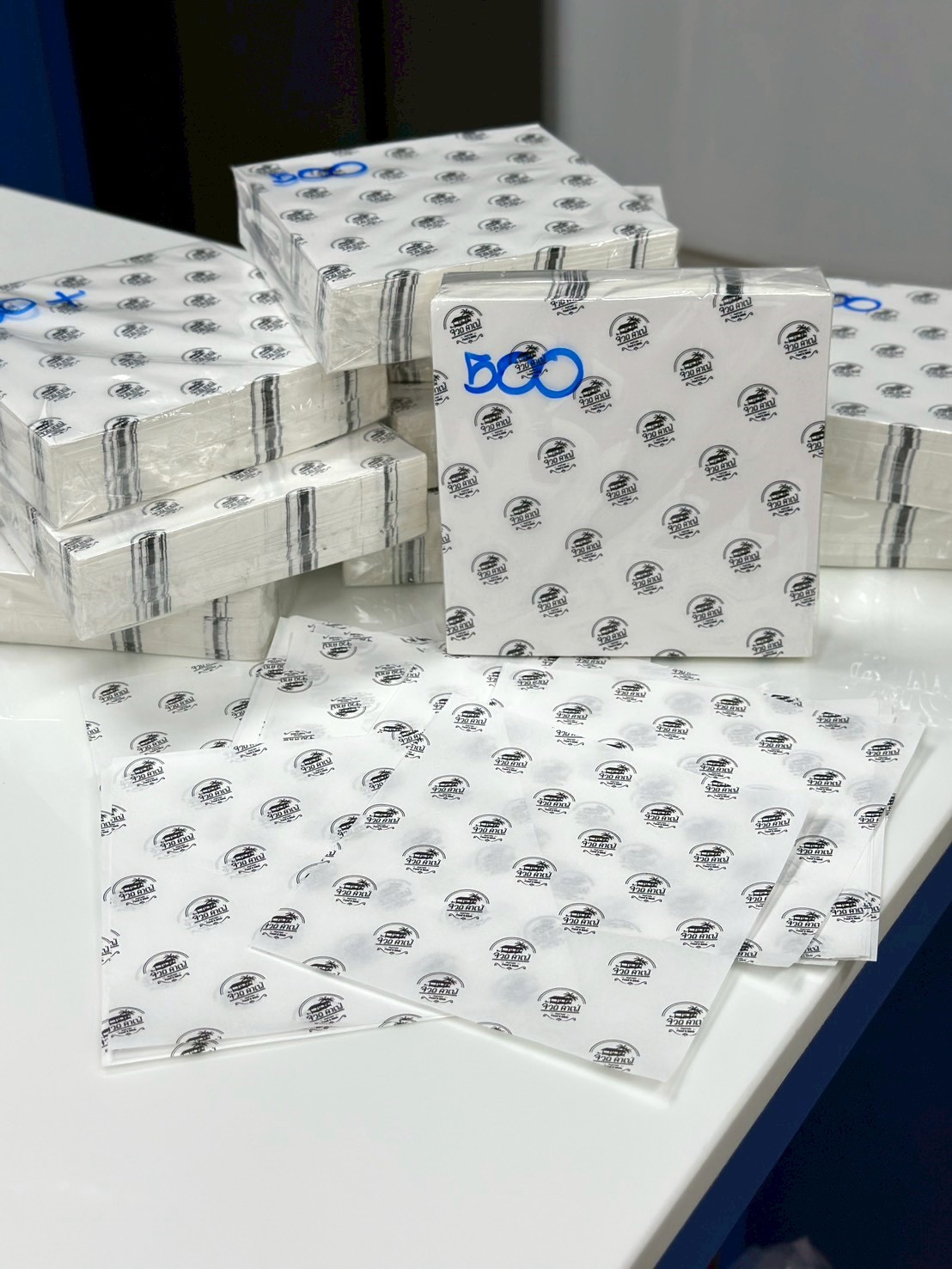 ผลงานกระดาษรองขนม