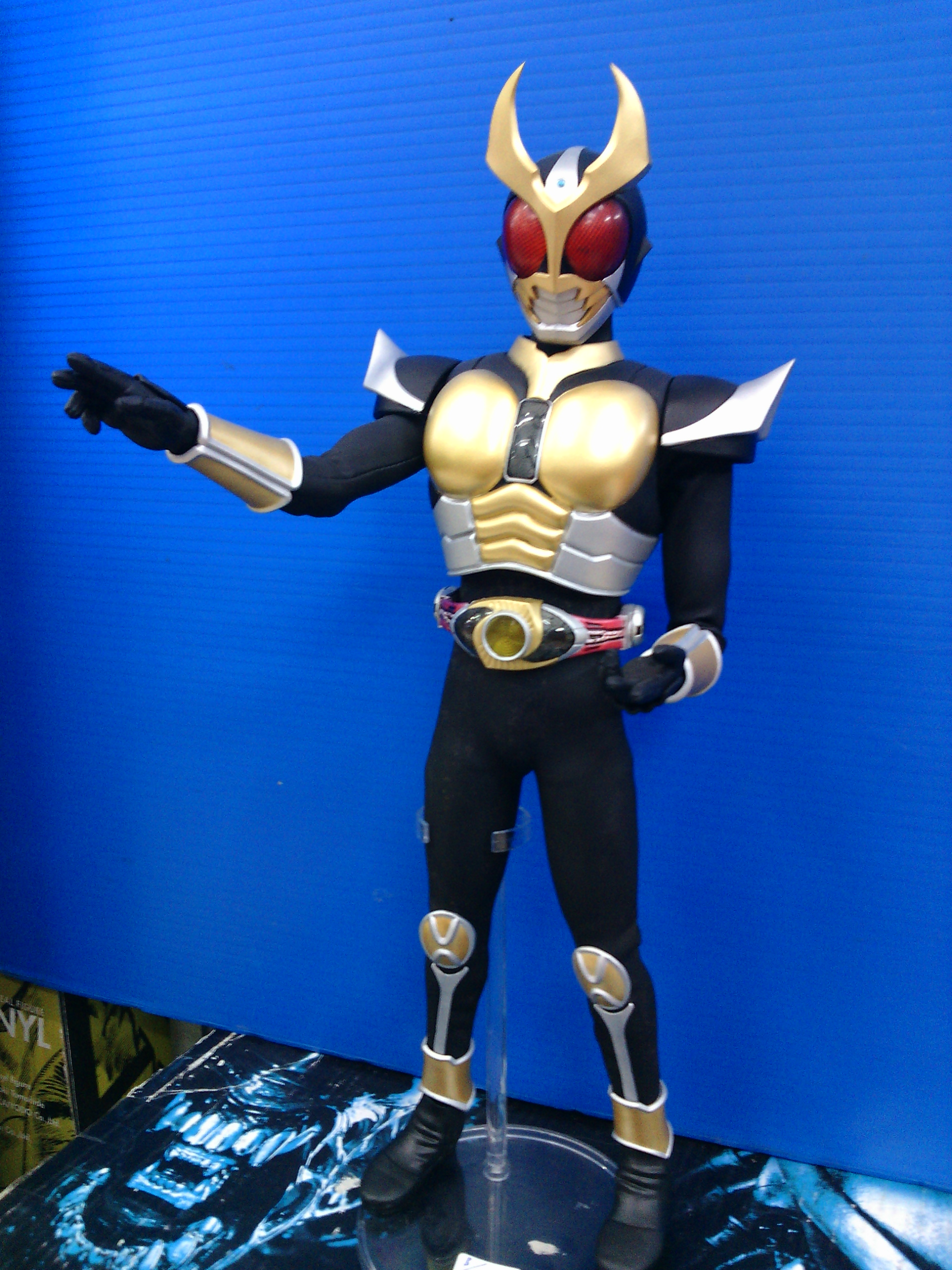 Medicom RAH No.463 Masked Rider Akito Ground Form
