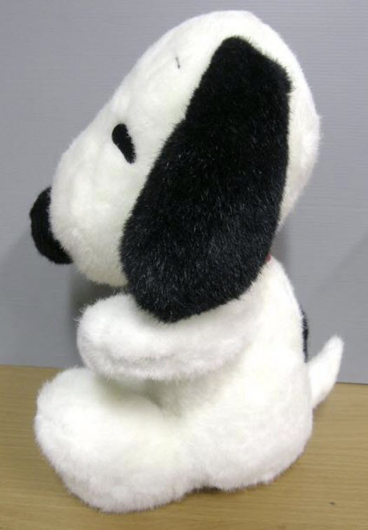 Snoopy ท่านั่ง ขนาด 12 นิ้ว (มือสอง)