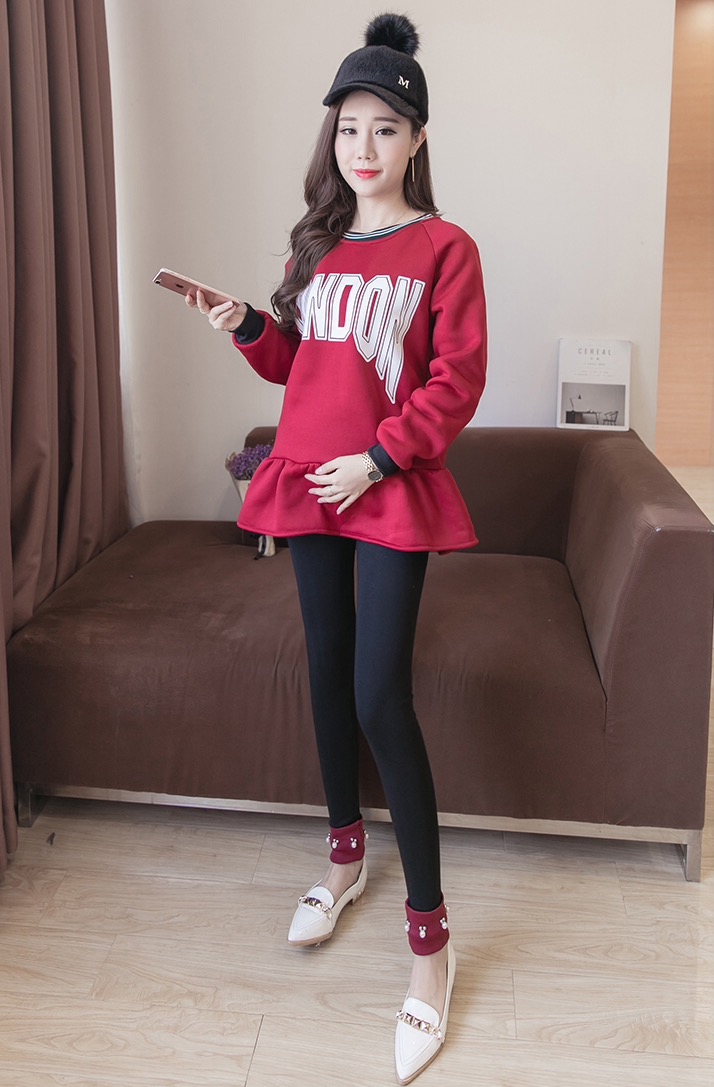 เลคกิ้งคนท้องขายาว ปลายขามี 4 สี ประดับด้วยมุกตุ้งติ้งน่ารักสวยงาม มีสายปรับขนาดครรภ์ M,L,XL