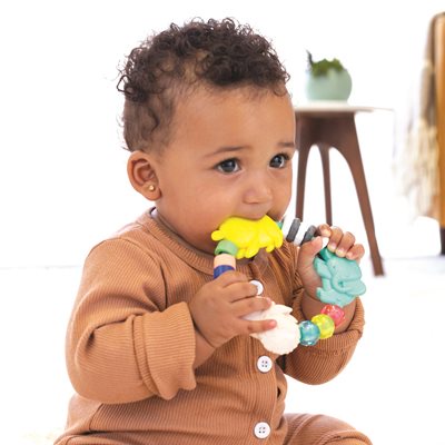 Infantino ยางกัดลูกปัด Busy Beads Rattle & Teether