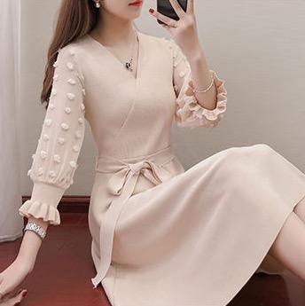 เดรสคลุมท้องแฟชัน ผ้ายืดเนื้อนิ่ม ช่วงแขนซีทรูประดับด้วยดอกไม้3มิติ ช่วงเอวผูกปรับขนาด ฟรีไซส์