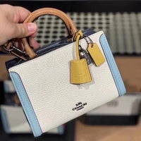 Coach 1426