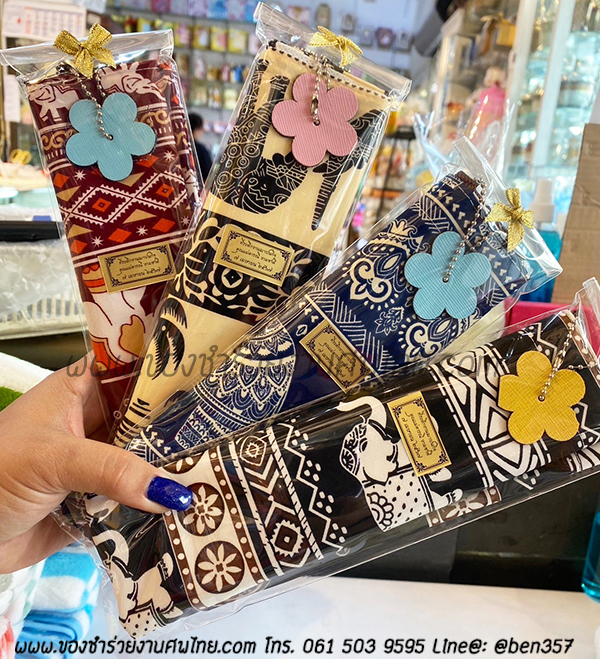 ของชำร่วยงานศพ, ของที่ระลึกแจกงานศพ, กระเป๋าแจกงานศพ, ถุงผ้าแจกงานศพ, ถุงผ้าเงินทอง, กระเป๋าถุงผ้าแจกงานศพ, ถุงผ้าแจกงานศพ, สติ๊กเกอร์ติดของชำร่วยงานศพ , ถุงผ้าลายผ้าขาวม้า , ถุงผ้าแจกงานศพ, ถุงผ้างานศพ. ถุงผ้าหิ้วลายผ้าขาวม้า, ถุงผ้าลายช้าง , ถุงผ้าช้าง, ถุงผ้าช้างไทย, กางเกงลายช้าง 
