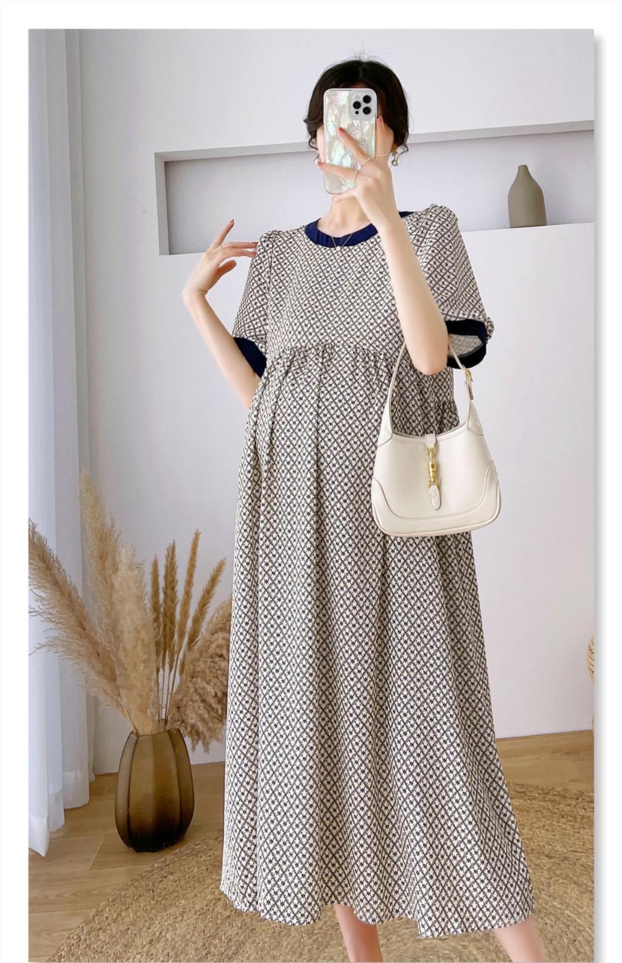 เดรสคลุมท้องแฟชั่นเกาหลี ทรงปล่อย ใส่สบายๆ เนื้อผ้าดี ไม่ต้องรีด ลายสวย เรียบหรูดูดีมากค่ะ M L XL XXL