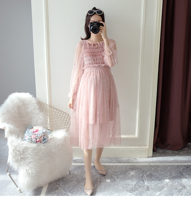 เดรสคลุมท้องแฟชั่นแขนซีทรู ช่วงอกสม๊อค ประดับด้วยดาวฟรุ้งฟริ้ง มีซับใน น่ารักมาก M L XL,XXL