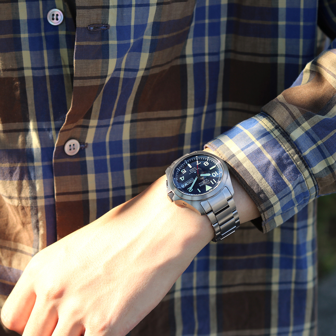 Citizen AT6080-53L นาฬิกาผู้ชาย Eco-Drive Promaster Land Radio Controlled Titanium Men's Watch Men's Watch