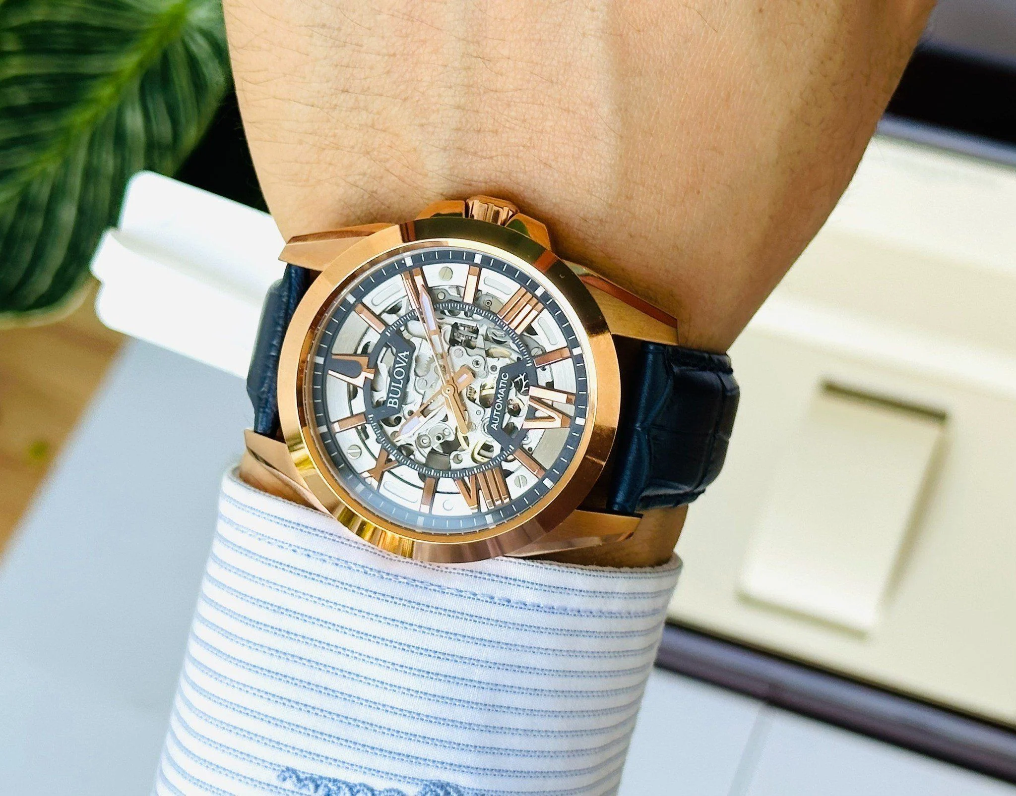 Bulova 97A161 นาฬิาผู้ชาย Classic Sutton Automatic Men's Watch