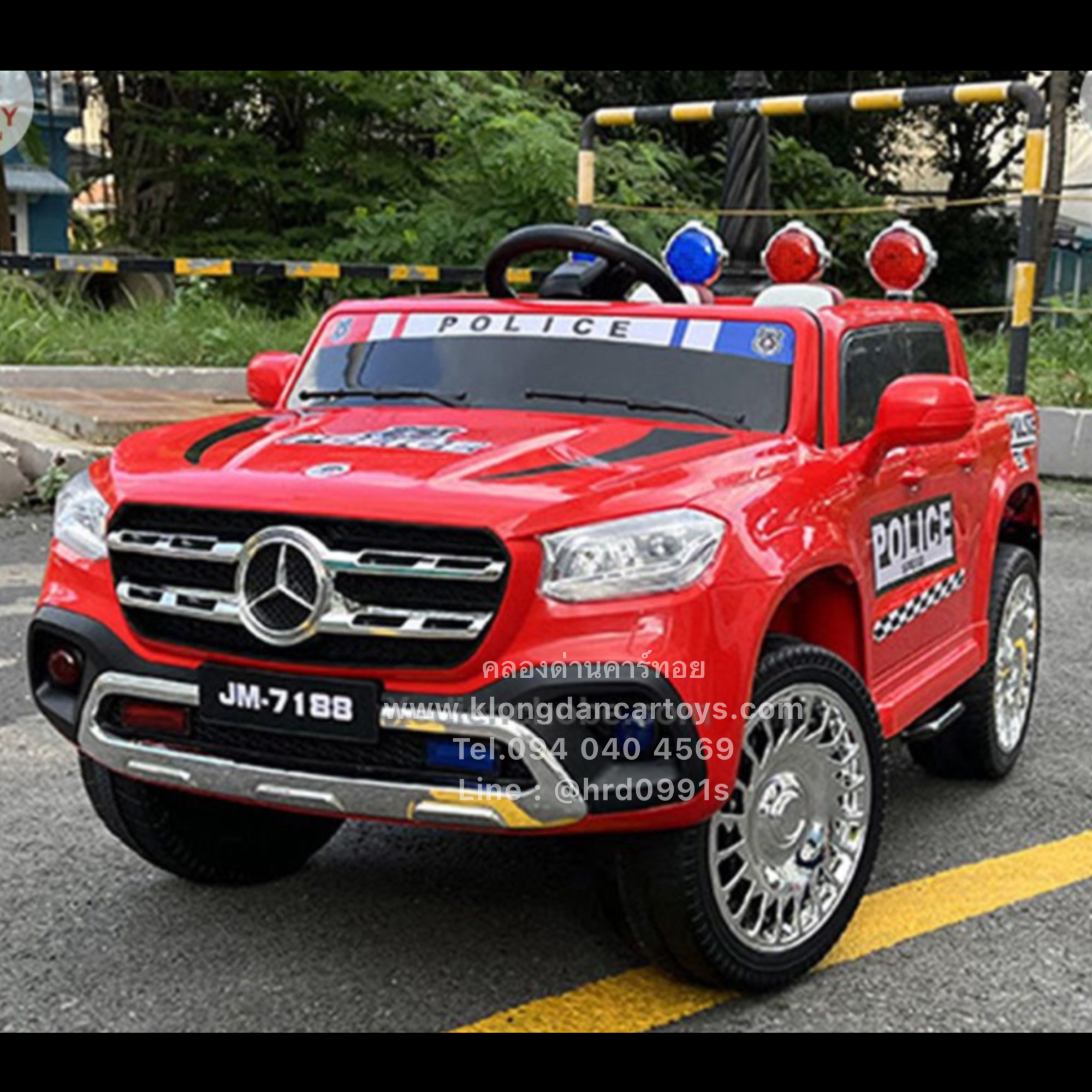 รถเด็กกะบะเบนซ์ตำรวจ4×4💥บังคับบนมือถือiphoneได้💥(5มอเตอร์,แบต12v7a, รีโมทบูลทูธ, ล้อสไลด์ได้,มีเสียงไซเรน, เล่นUSB Mp3, มีที่เหยียบพับได้, ออกตัวสมูท, มีโช้ค) แถม!ตะกร้าใส่ของ