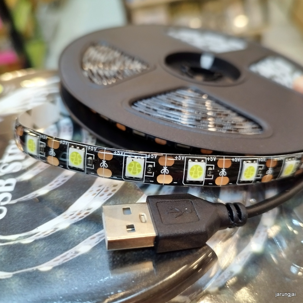หลอดไฟ led แบบเส้น led strip light ไฟเส้น แถบไฟตกแกต่งแบบ usb mr.diy ยาว 5 เมตร แสงขาว
